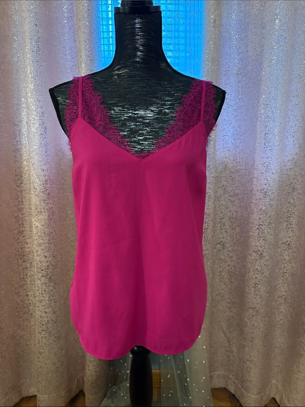Express Lace-Trim V-Neck Cami - Fuchsia